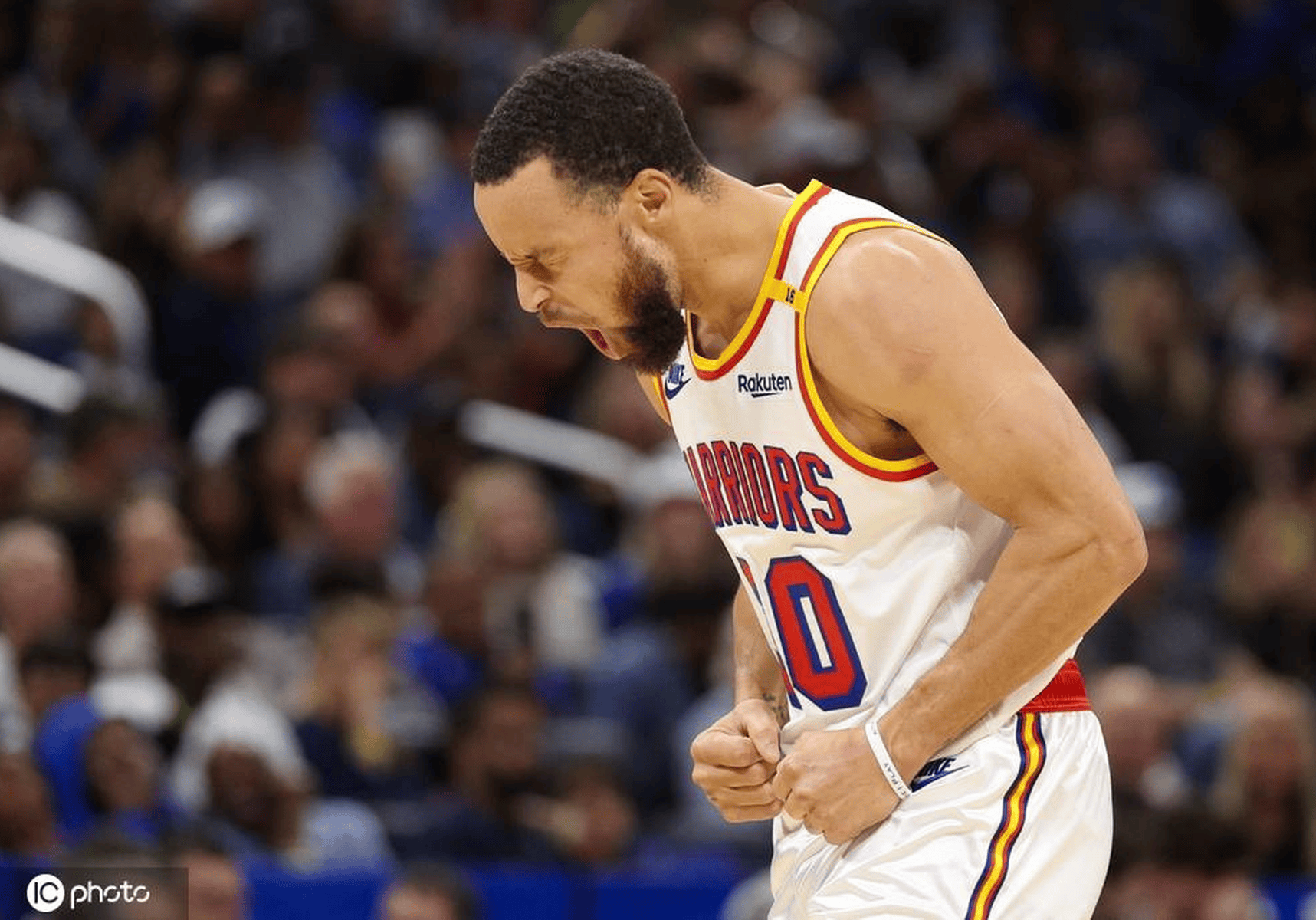 里斯本竞技豪取三分,成功晋级淘汰赛的简单介绍 里斯本竞技豪取三分,成功晋级淘汰赛的简单介绍