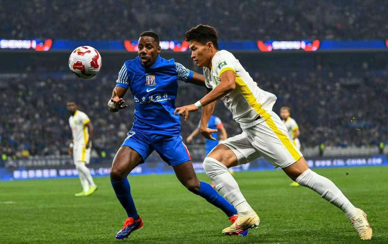 关于国安将挑战重庆斯威,争夺战胜机会的信息