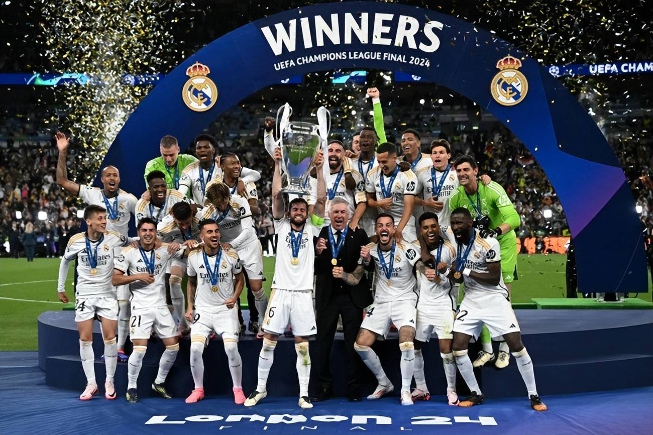 包含利物浦客场逆转皇马,晋级欧冠四强的词条