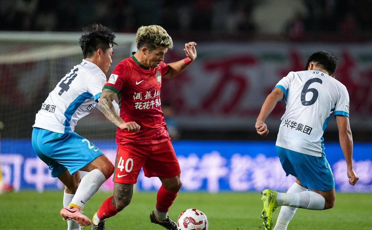 包含亚洲劲旅战绩出色,轻松淘汰亚冠对手的词条