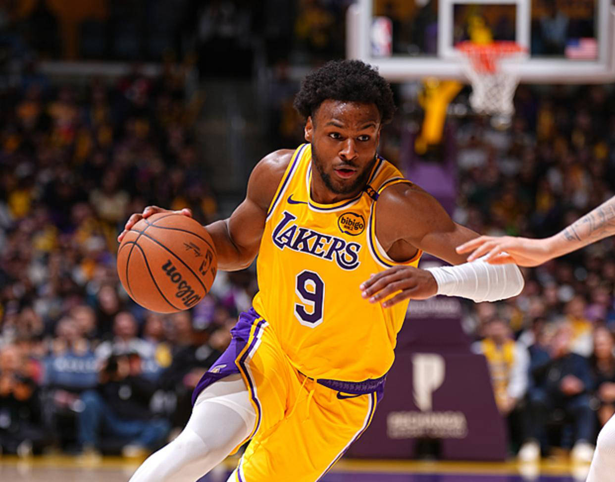 字母哥,引发争议,湖人! 字母哥,引发争议,湖人!